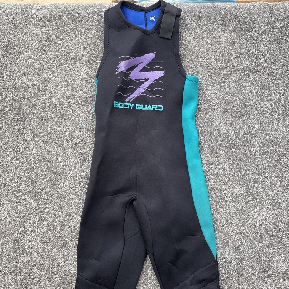 Mens M/L Body Guard Neoprene Wet Suit Sleeveless Swim Black Surf Kayak